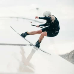 Mystic Womens Dazzled 3/2mm Chest Zip Long Sleeve Shorty Wetsuit 7 Mystic Womens Dazzled 3/2mm Chest Zip Long Sleeve Shorty Wetsuit -Watersports Outlet Sales Shop 39479 202320Mystic20Womens20Dazzled2032mm20Chest20Zip20GBS20Long20Sleeve20Shorty20Wetsuit203500022009520 20Black20Lifestyle201.700x700