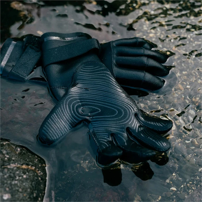 Mystic Roam 3mm Precurved Gloves 6 Mystic Roam 3mm Precurved Gloves - Image 6