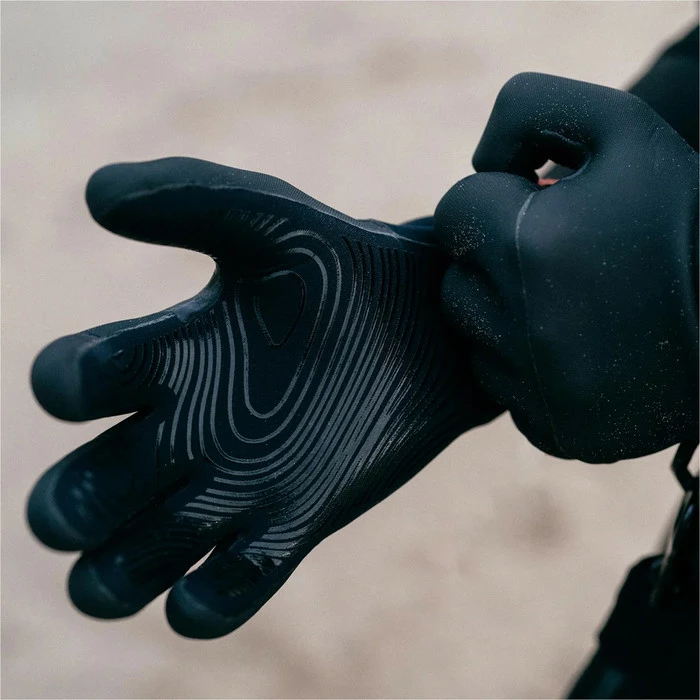 Mystic Supreme 4mm Precurved Gloves 6 Mystic Supreme 4mm Precurved Gloves - Image 6