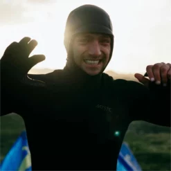 Mystic Supreme 4mm Precurved Gloves 10 Mystic Supreme 4mm Precurved Gloves -Watersports Outlet Sales Shop 42053 202220Mystic20Supreme204mm20Precurved20Gloves2035015.23002620 20Black20Lifestyle204.700x700