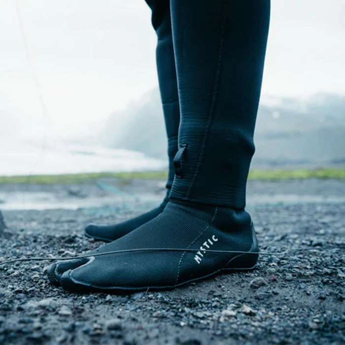 Mystic Roam 3mm Split Toe Wetsuit Socks 3 Mystic Roam 3mm Split Toe Wetsuit Socks - Image 3
